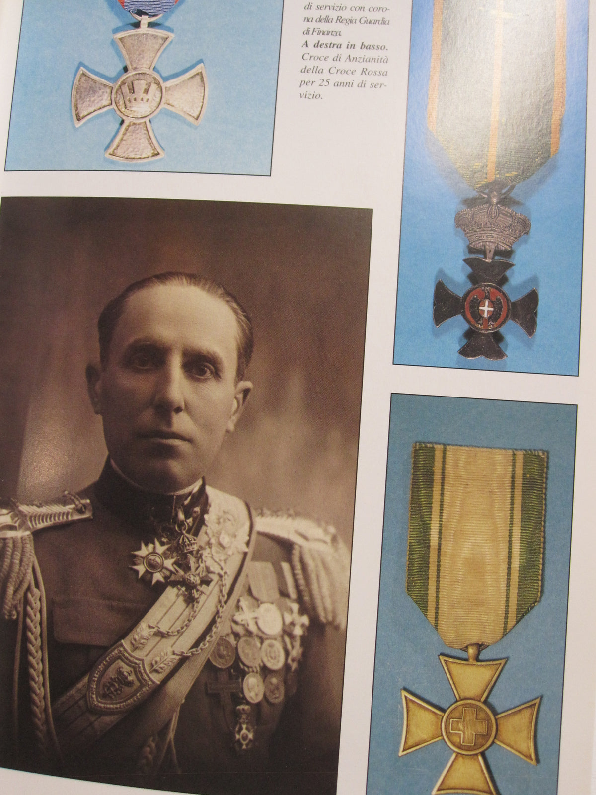 Buch Ordenskatalog der italienischen Auszeichnungen Orden Ehrenzeichen