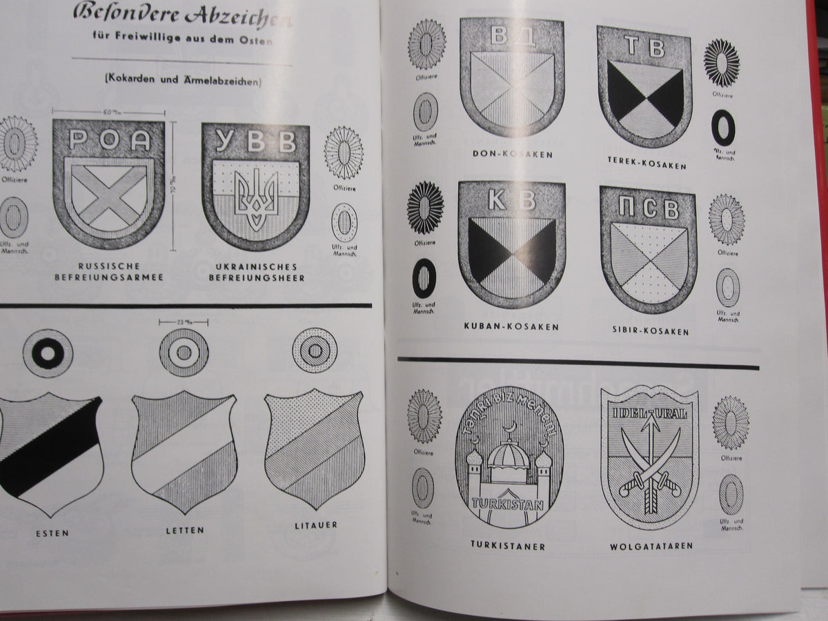 Buch  Deutsche Uniformabzeichen 1900 bis 1945