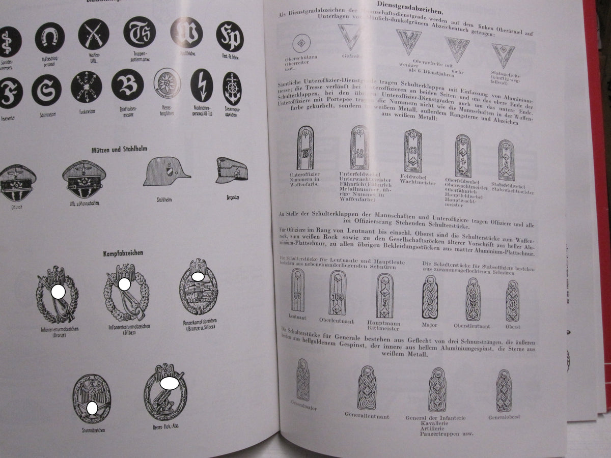 Buch  Deutsche Uniformabzeichen 1900 bis 1945