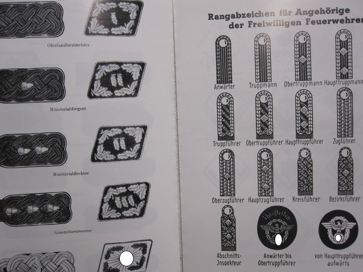 Buch  Deutsche Uniformabzeichen 1900 bis 1945