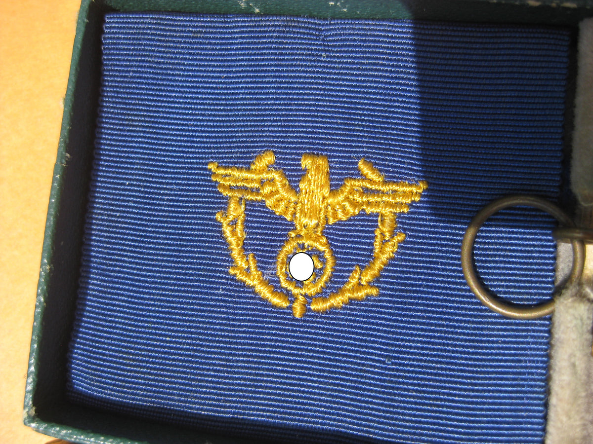 Zollgrenzschutz Ehrenzeichen 1938 in Verleihungsschachtel / Verleihungsetui Mint Condition