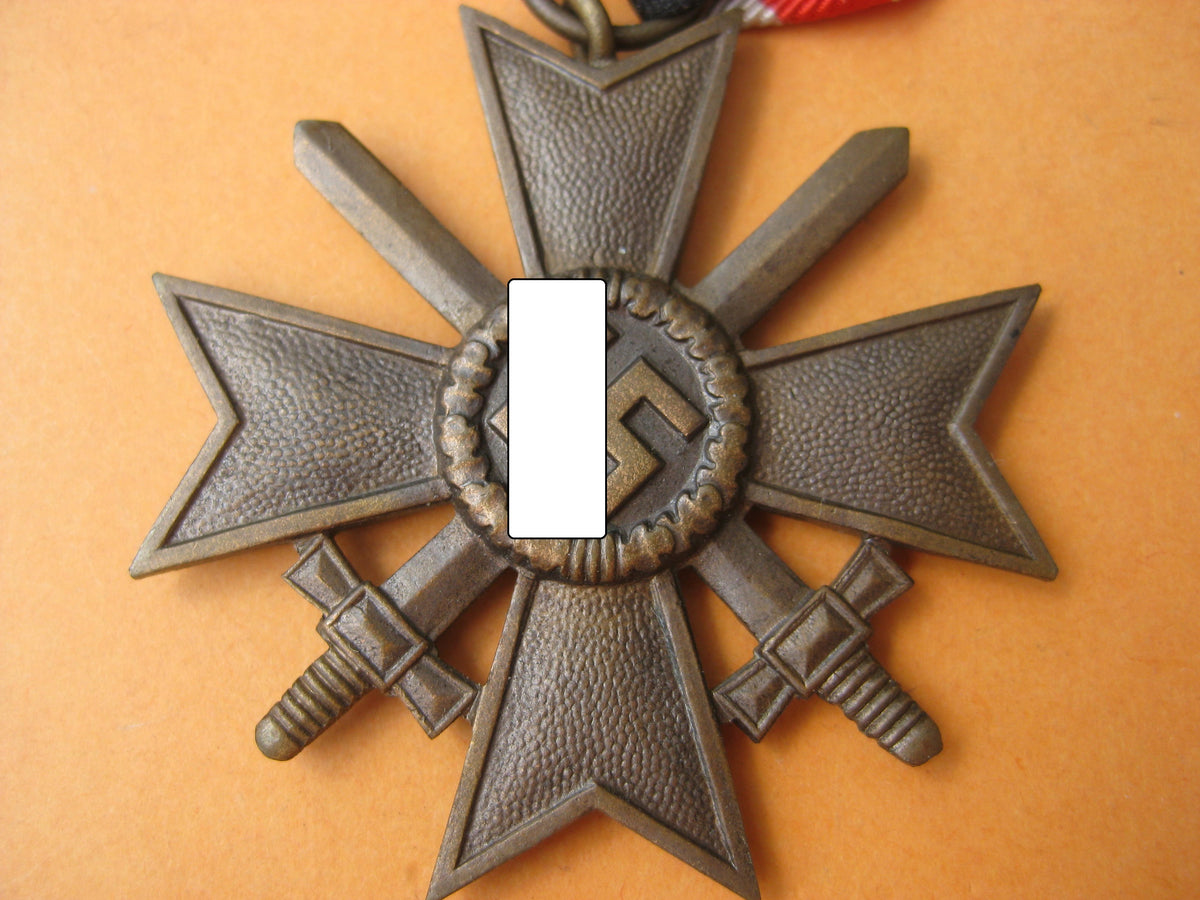 Kriegsverdienstkreuz 2.Klasse mit Schwertern (KVK2/39) in Verleihungstüte Mint Condition
