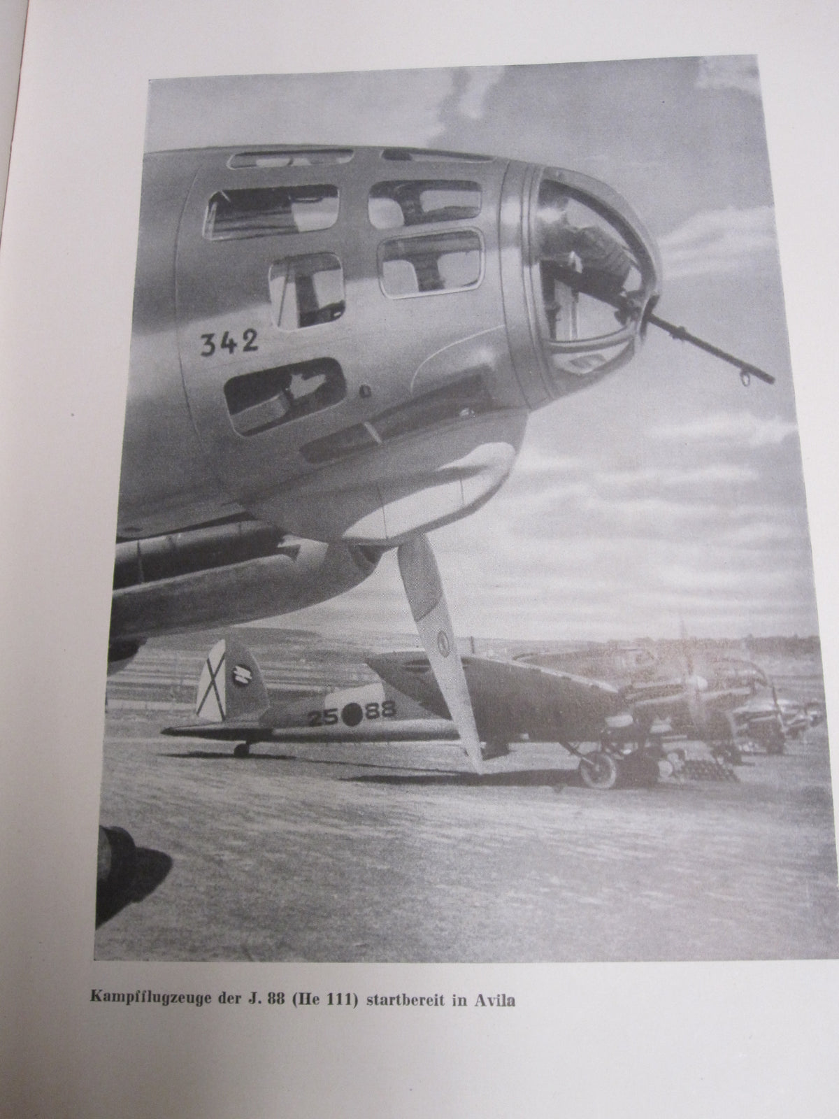 Buch Luftmacht Deutschland . Aus dem Archiv eines Ritterkreuzträgers