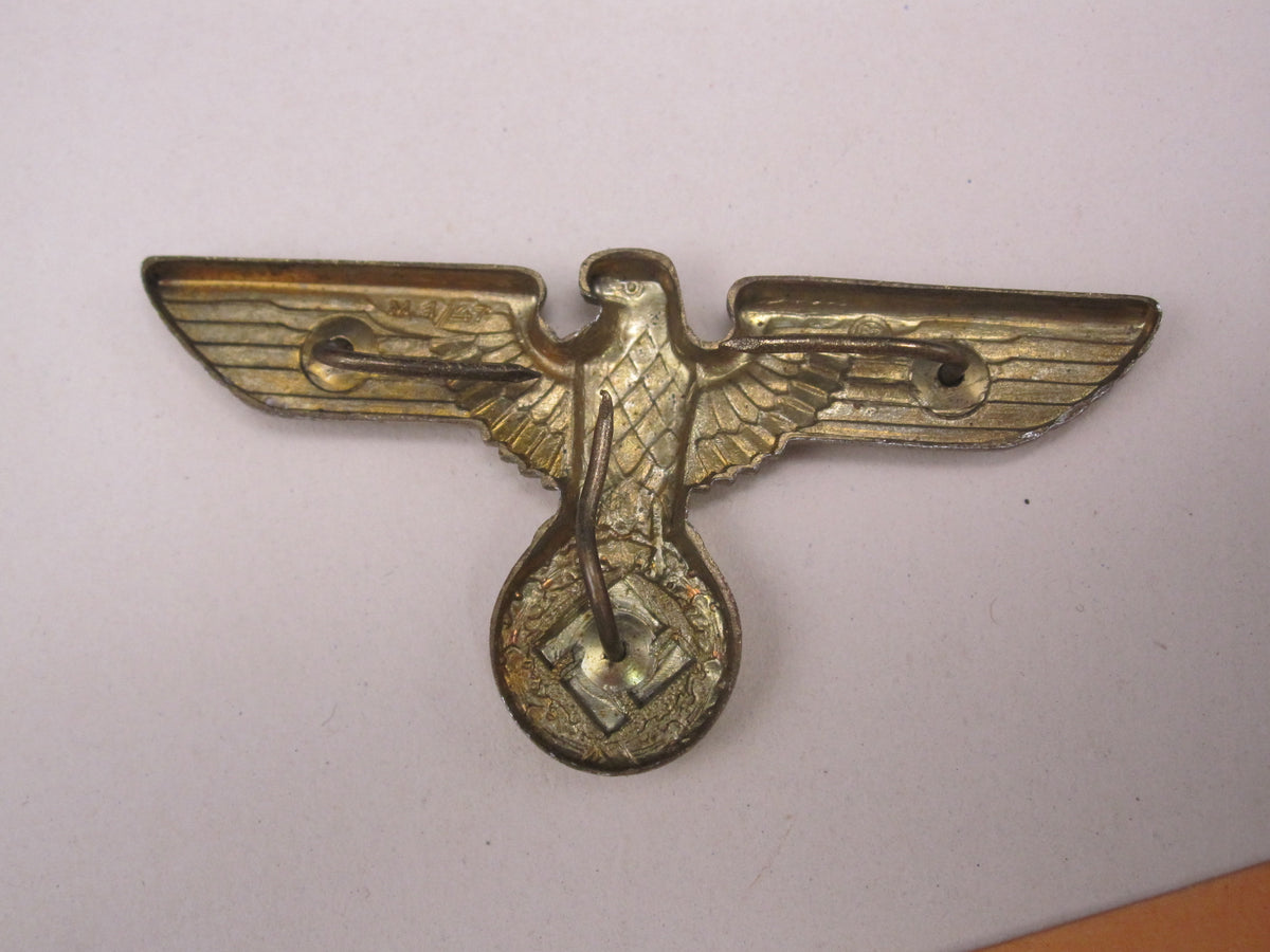 H.W.  -    -     Mützenadler Goldenes Mützenabzeichen für Schirmmütze der Partei ,  politischer Leiter etc etc