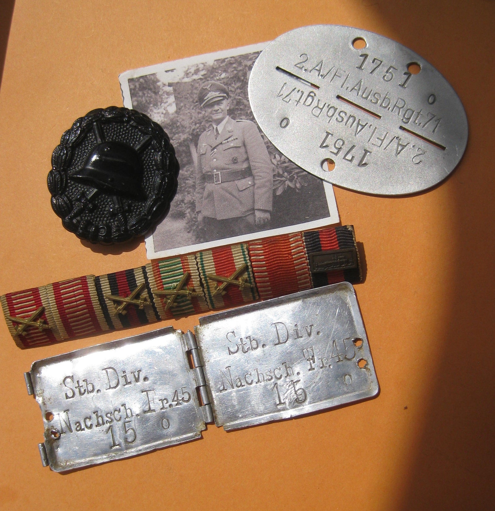 H.W.  -  -  Konvolut Österreich / Ungarn 1. & 2.Weltkrieg 7er Feldspange etc