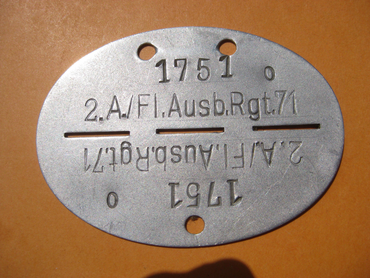 H.W.  -  -  Konvolut Österreich / Ungarn 1. &amp; 2.Weltkrieg 7er Feldspange etc