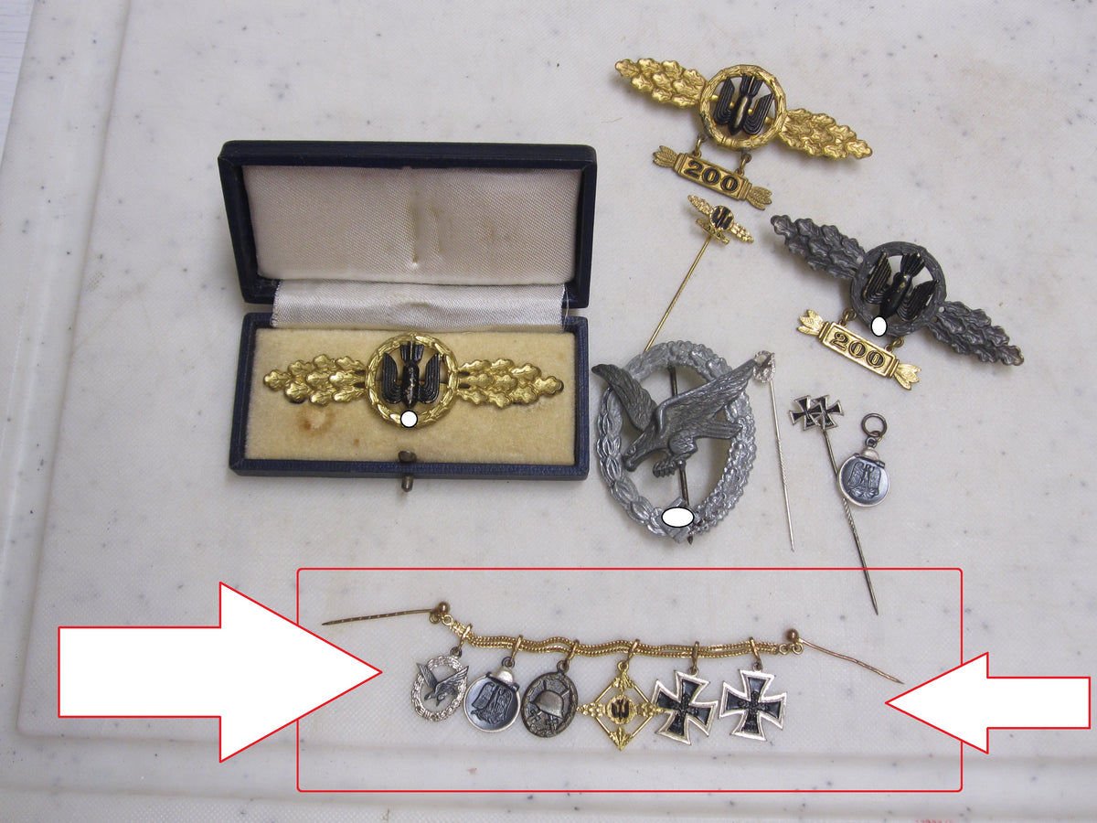 Miniaturkettchen  Frontflugspange für Kampfflieger in GOLD Eisernes Kreuz 1.Klasse 1939 Fliegerschütze etc
