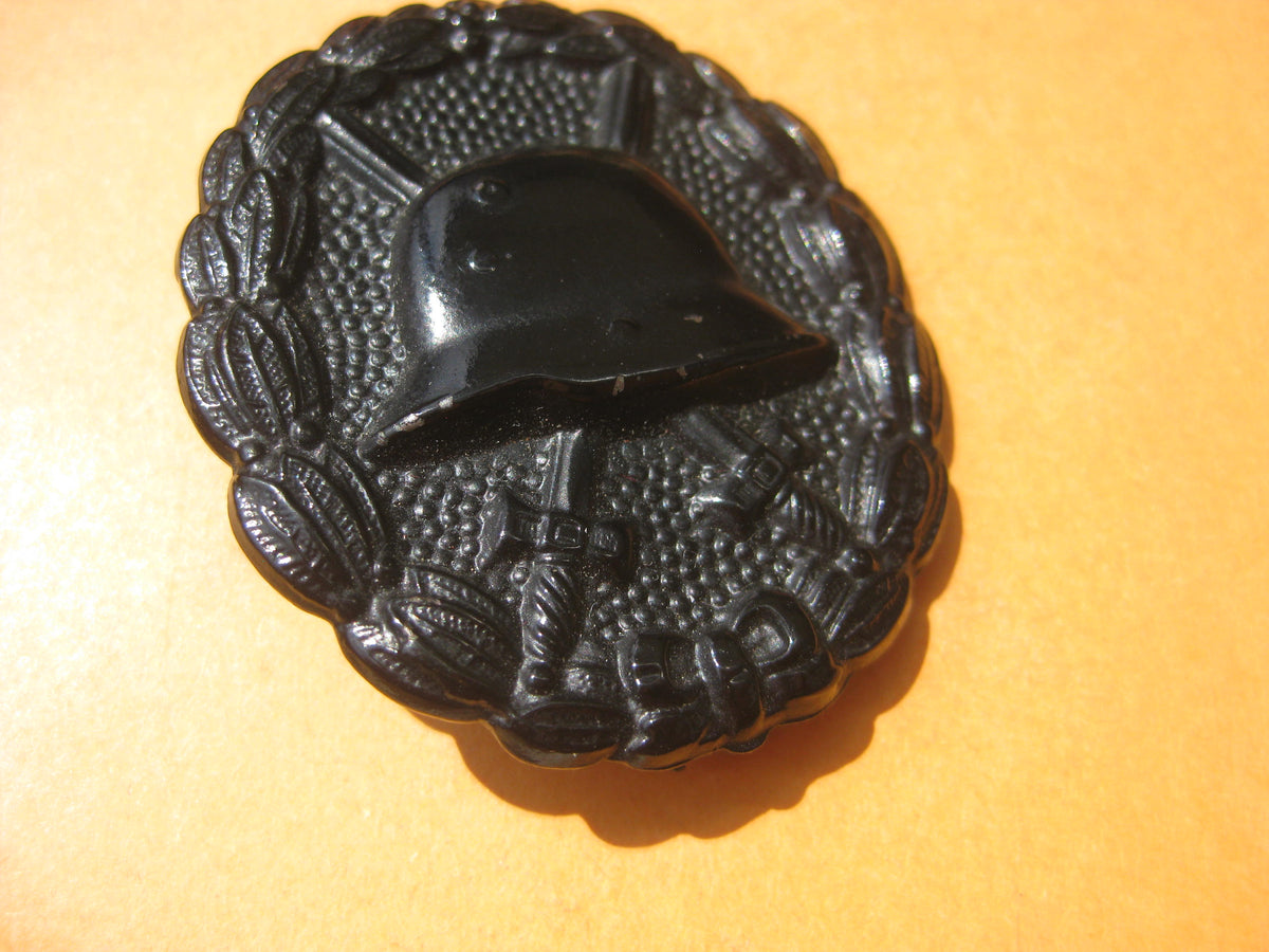 H.W.  -  -  Konvolut Österreich / Ungarn 1. &amp; 2.Weltkrieg 7er Feldspange etc