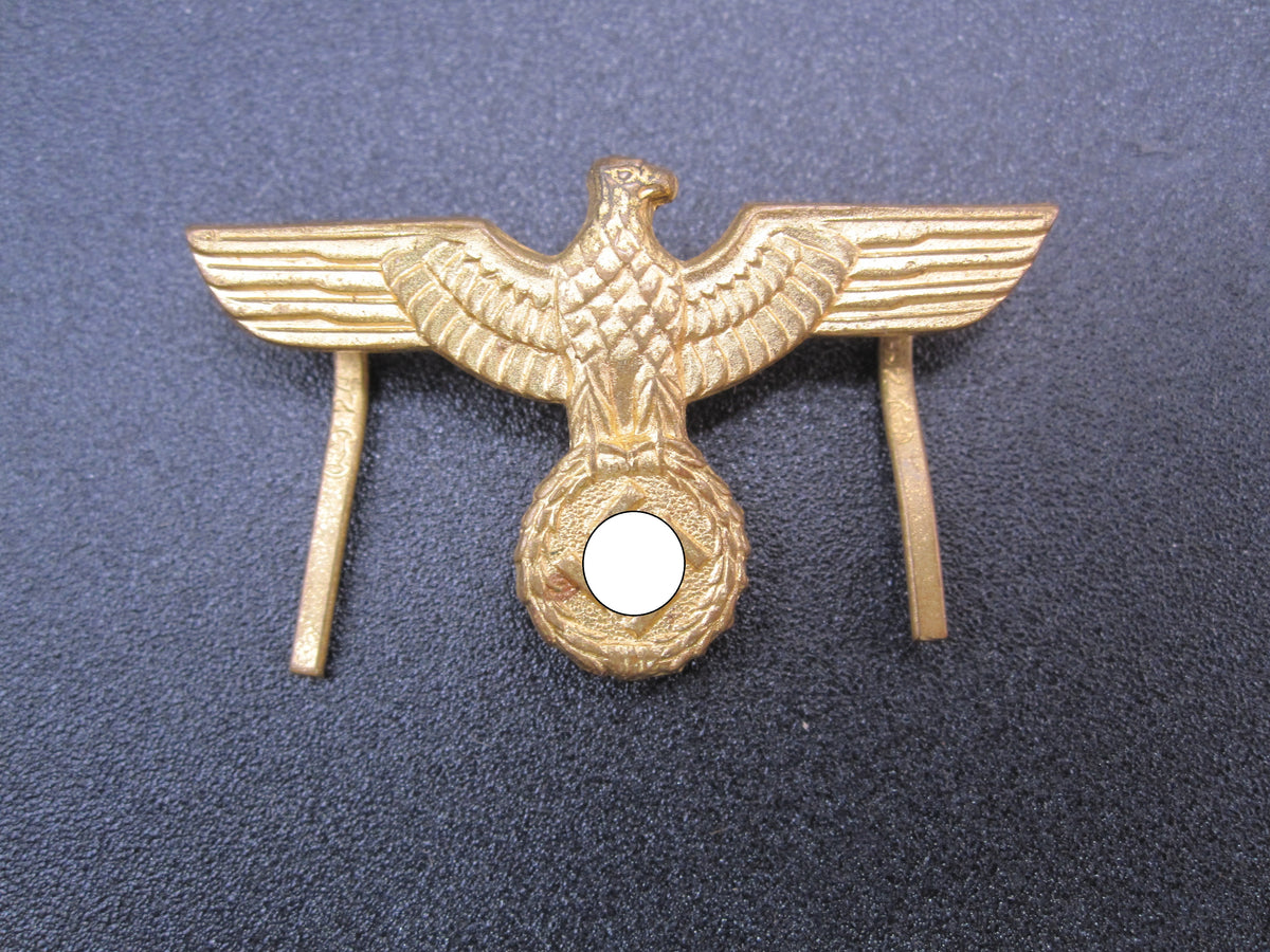 H.W.  -    -     Mützenadler Goldenes Mützenabzeichen für Schirmmütze der Marine HJ  Hitlerjugend