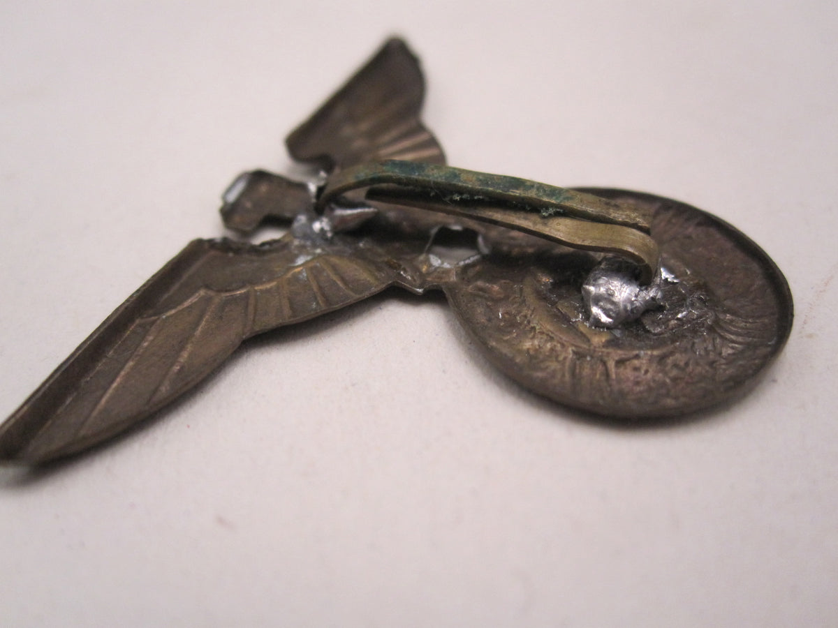 H.W.  -  -     SS und SA - Mützenadler für Schaftmütze 1.Modell ALTER ART