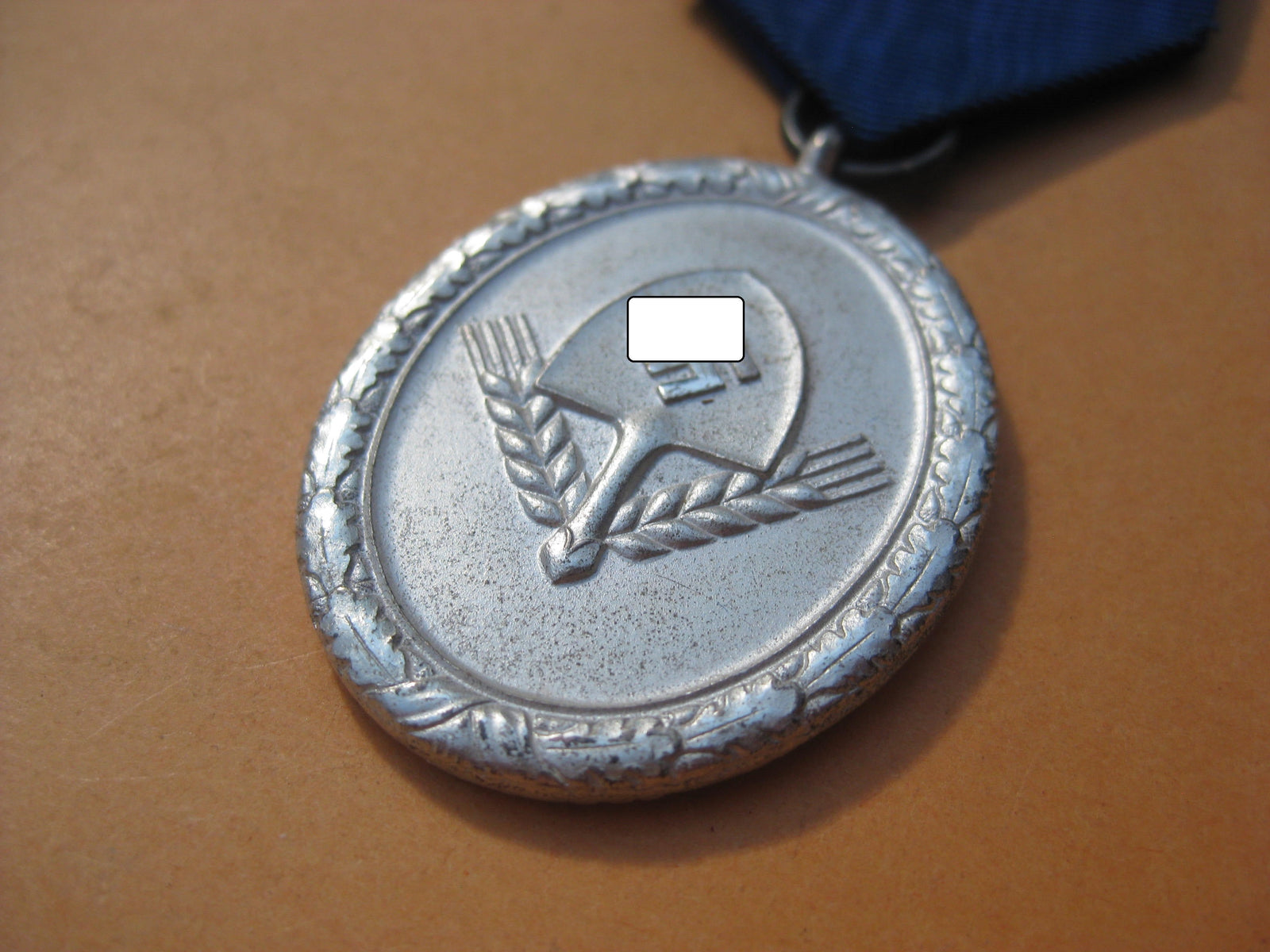 H.W.     -  -   Reichsarbeitsdienst Dienstauszeichnung für 12 Dienstjahre 3. Stufe für Männer in Silber Mint Condition