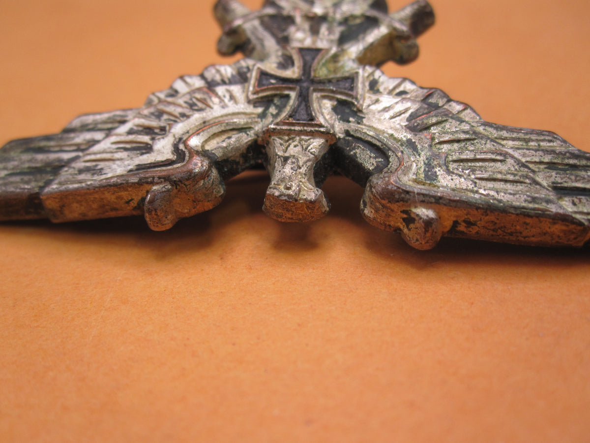 H.W.  -   -  Großer Mützenadler zur Uniform des deutscher Soldatenbund (DSB) / Kriegerbund (DRKB)