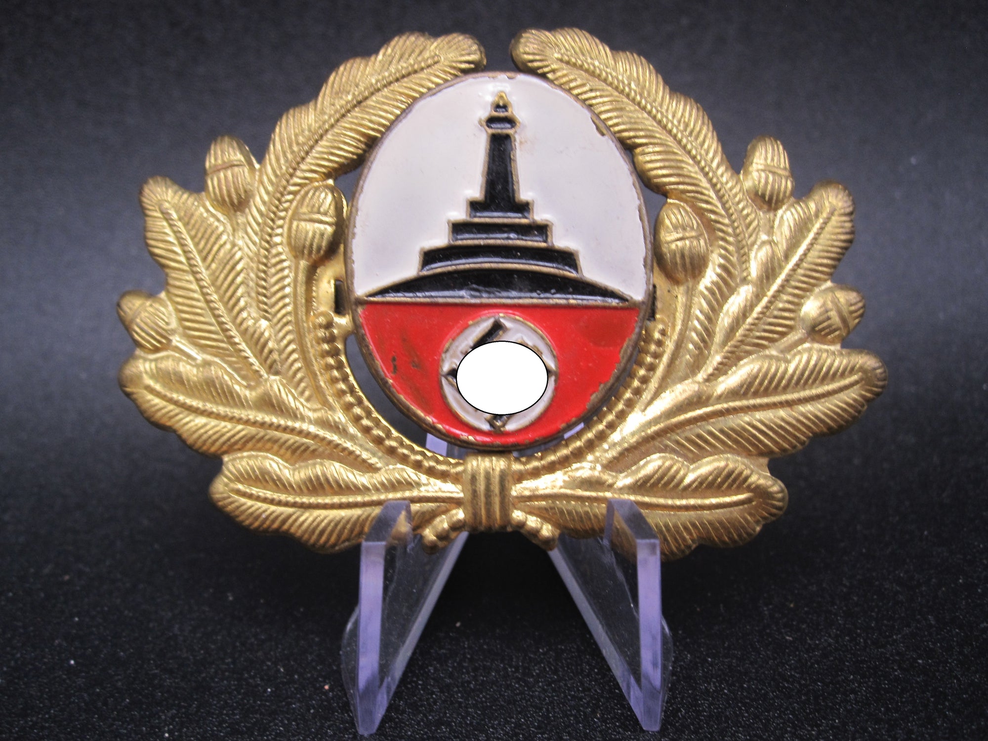 H.W.  -   -  Mützenkokarde zur Uniform des deutscher Soldatenbund (DSB) / Kriegerbund (DRKB)