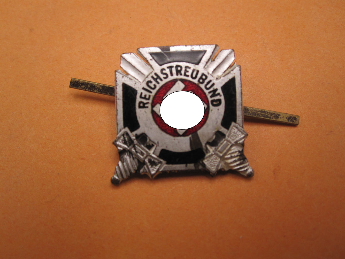 H.W.  -   -   Mützenabzeichen zur Schirmmütze des Kriegerbund Reichstreuebund (RTB) 3.Reich