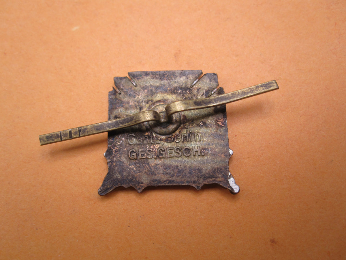 H.W.  -   -   Mützenabzeichen zur Schirmmütze des Kriegerbund Reichstreuebund (RTB) 3.Reich