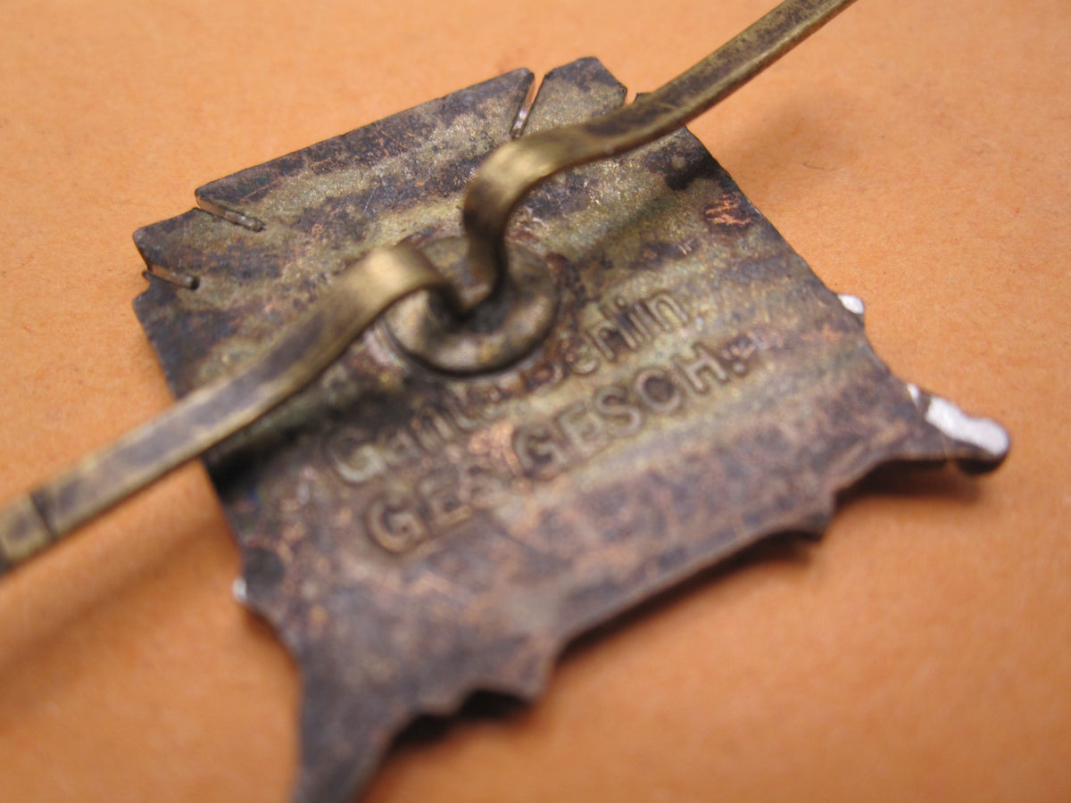 H.W.  -   -   Mützenabzeichen zur Schirmmütze des Kriegerbund Reichstreuebund (RTB) 3.Reich