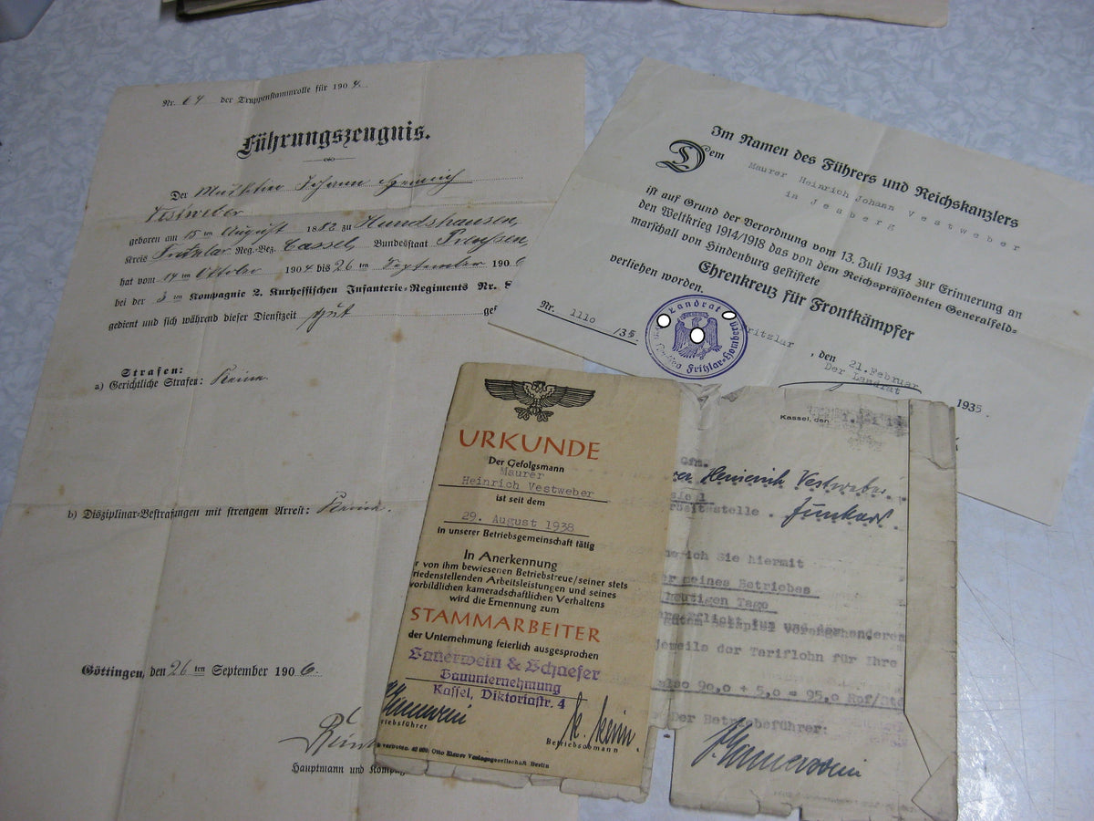 Führungszeugnis Urkunde 3.Reich Kaiserreich kurhessisches Infanterie Regiment Nr.82 Arbeitsbuch Mitgliedsbuch NSDAP