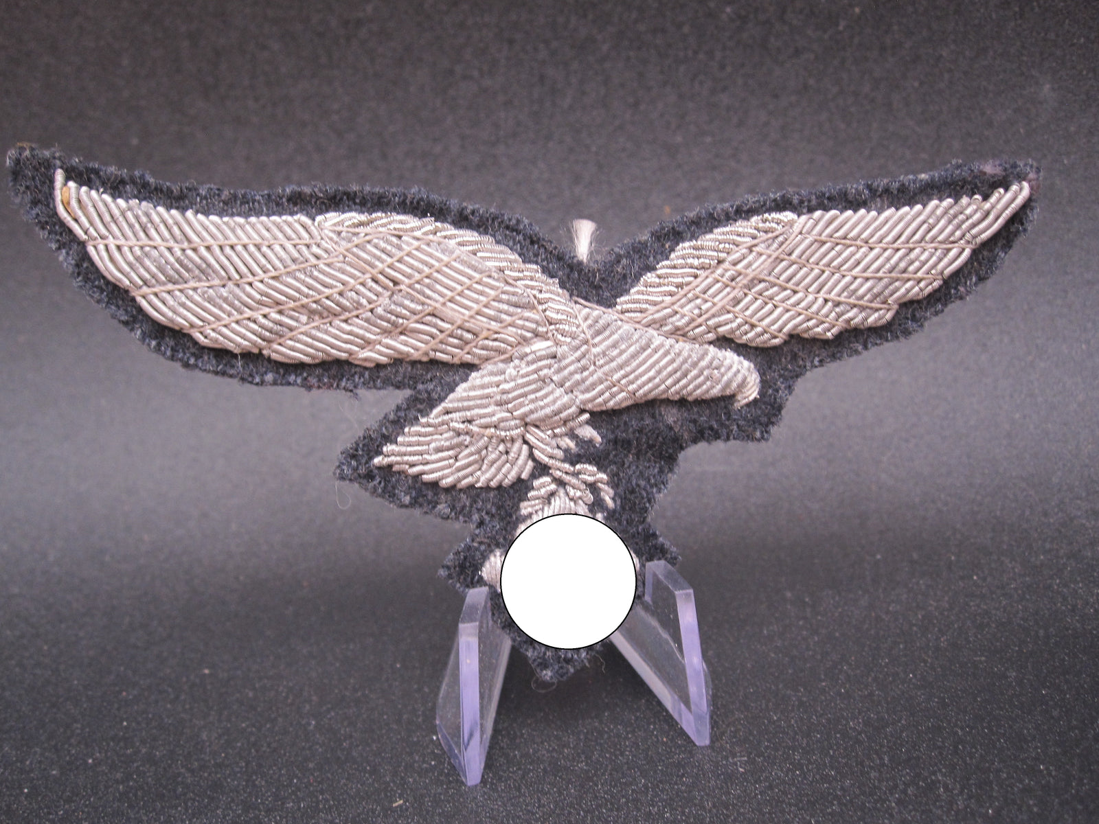 H.W.  -   -  Mützenadler / Brustadler der deutschen Luftwaffe