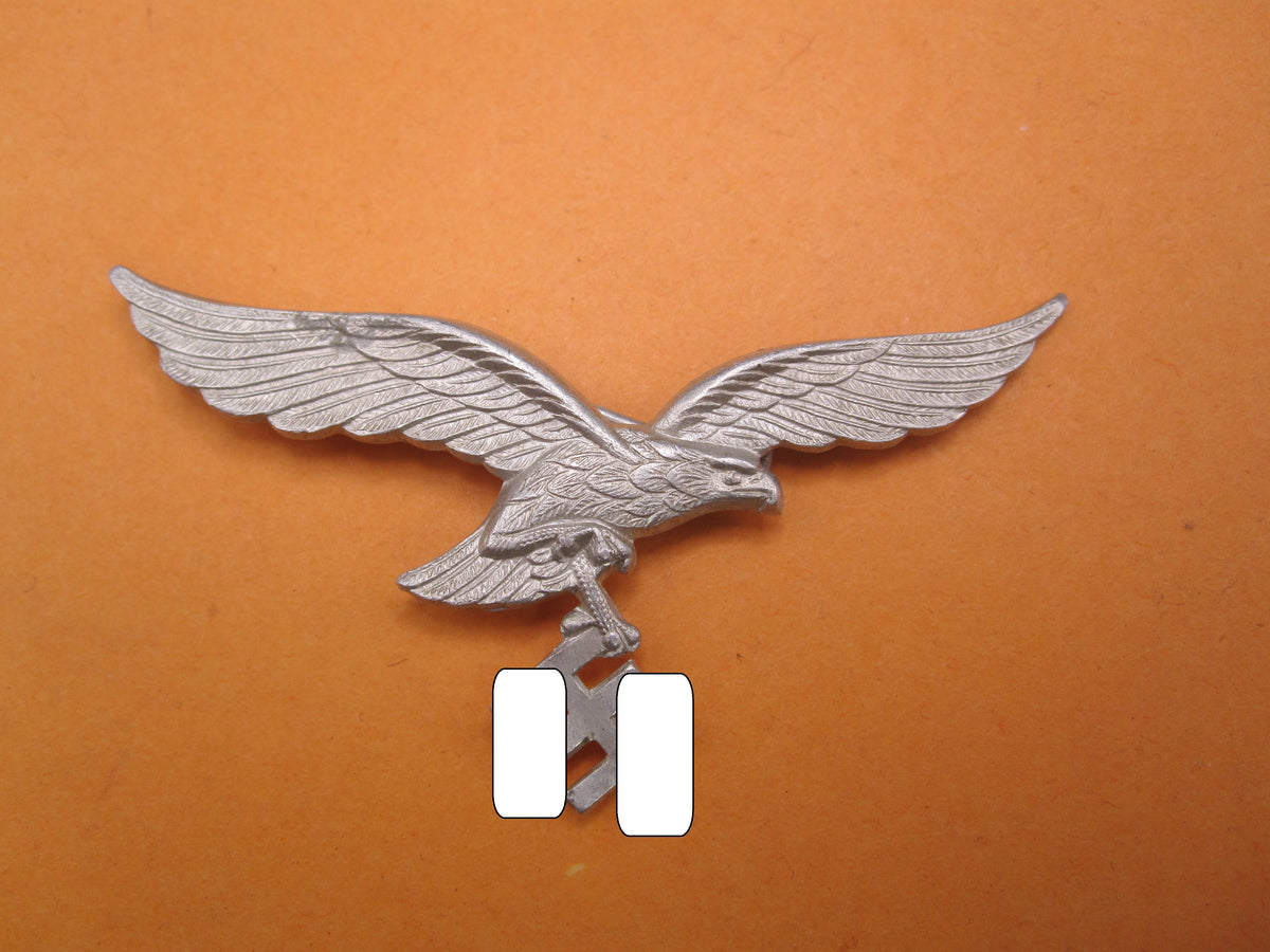 H.W.  -   -  Mützenadler der deutschen Luftwaffe