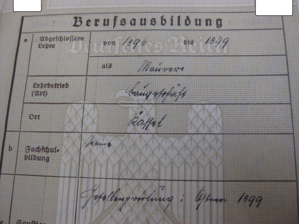 Führungszeugnis Urkunde 3.Reich Kaiserreich kurhessisches Infanterie Regiment Nr.82 Arbeitsbuch Mitgliedsbuch NSDAP