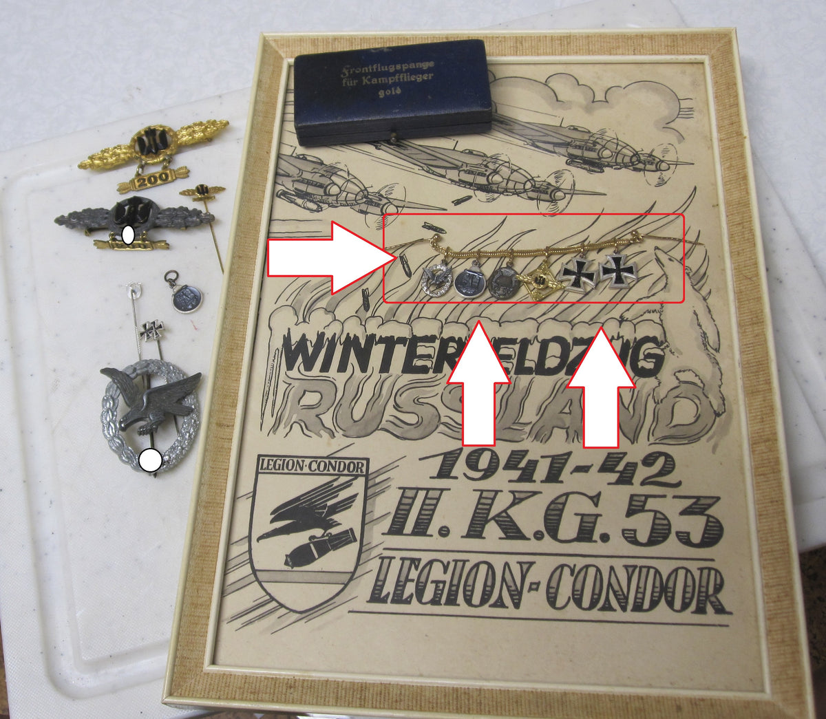 Miniaturkettchen  Frontflugspange für Kampfflieger in GOLD Eisernes Kreuz 1.Klasse 1939 Fliegerschütze etc