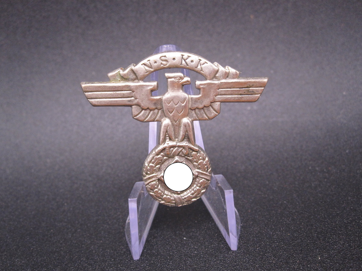 H.W.  -  -  NSKK Mützenadler 1. Form