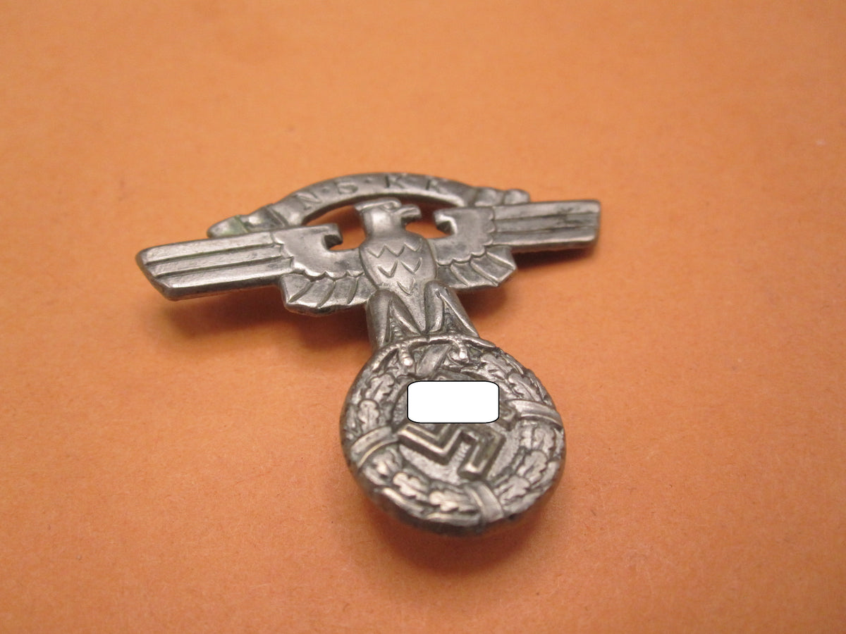 H.W.  -  -  NSKK Mützenadler 1. Form