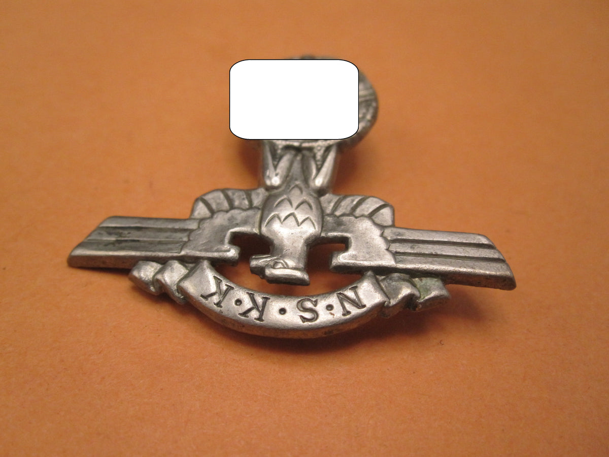 H.W.  -  -  NSKK Mützenadler 1. Form