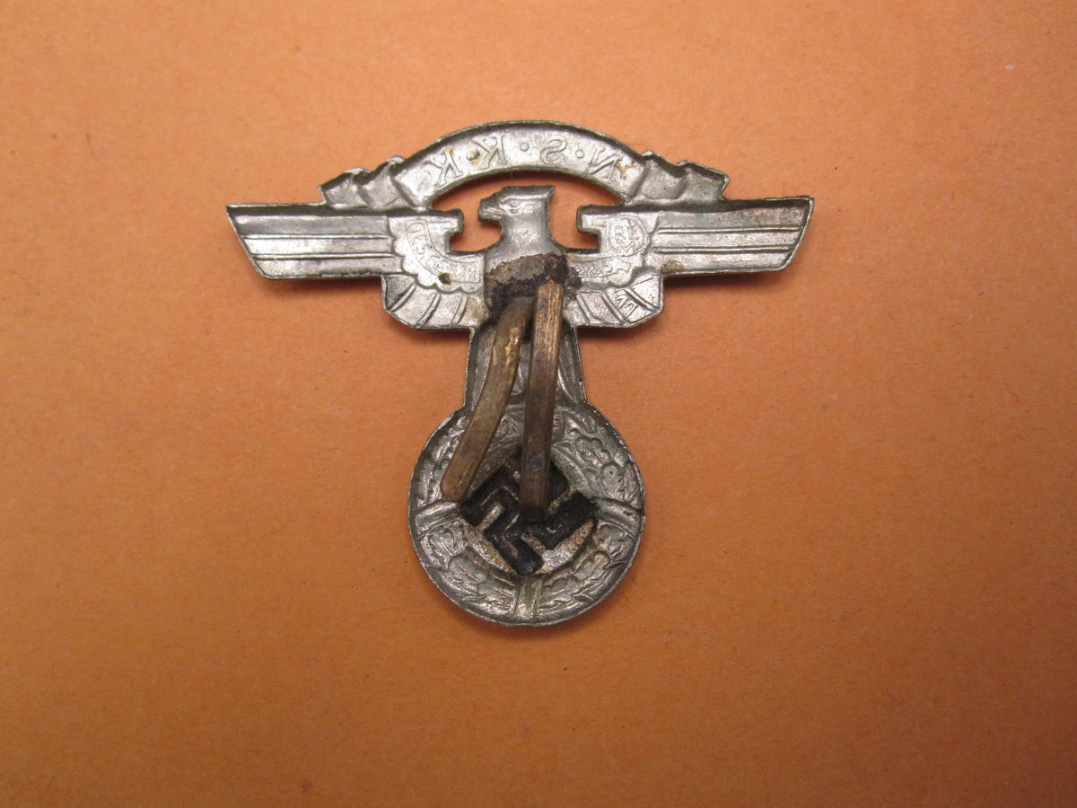 H.W.  -  -  NSKK Mützenadler 1. Form