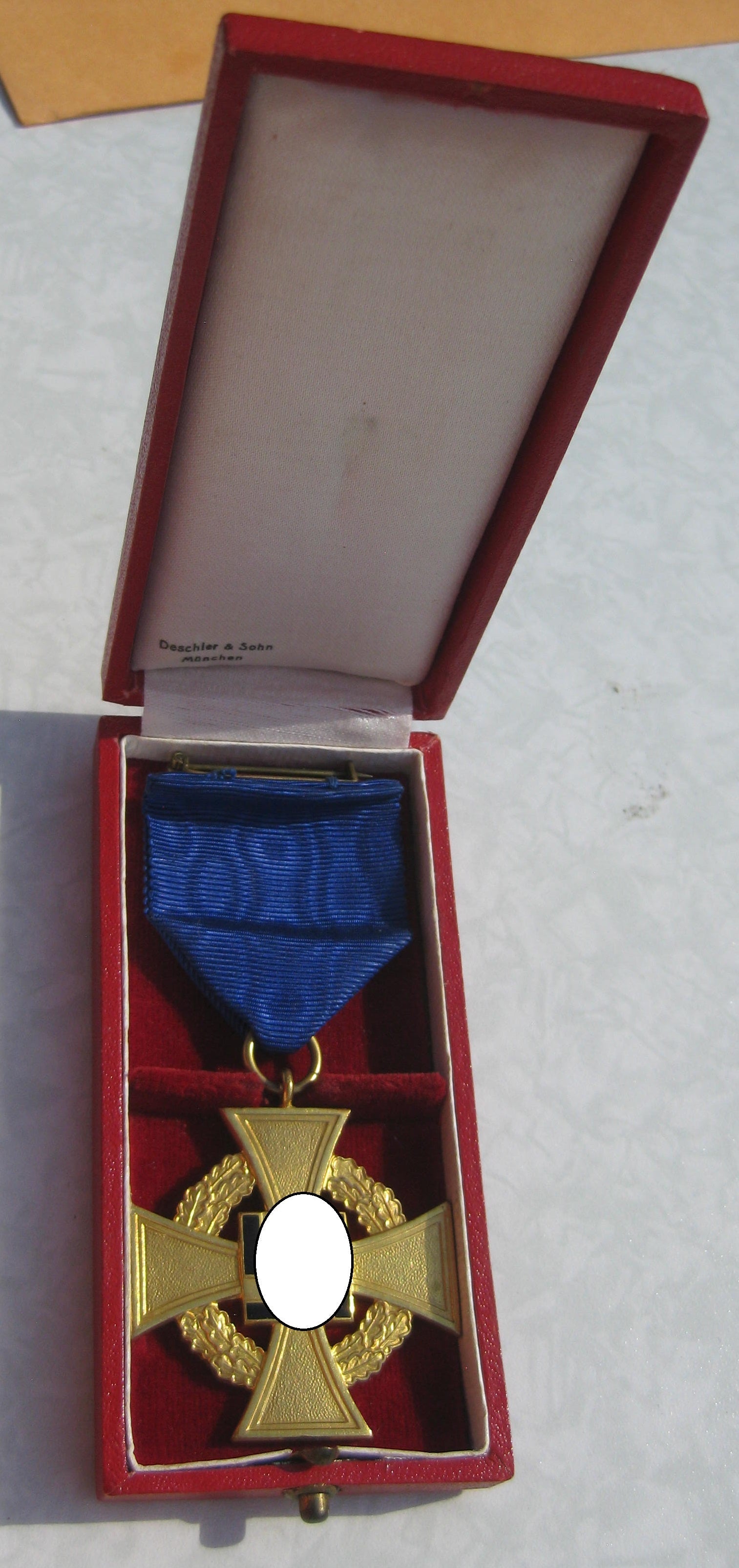 Treudienst-Ehrenzeichen für 40 Jahre in Verleihungsschachtel Hersteller: DESCHLER & Sohn in München