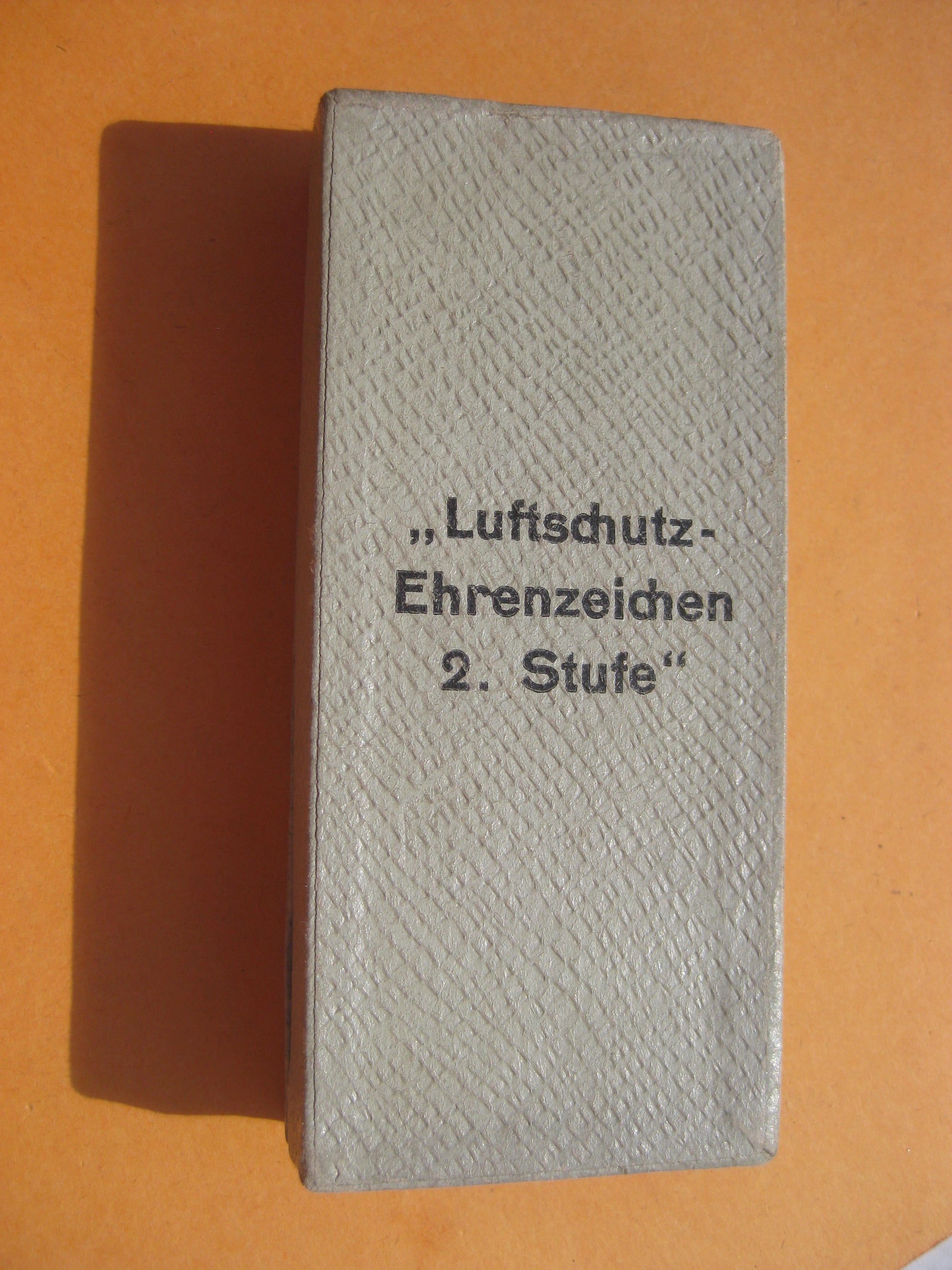 Luftschutz Ehrenzeichen 2.Stufe Medaille von 1938     H.W.