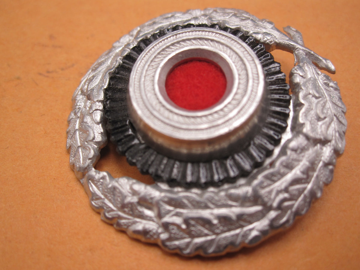 H.W.  -  -  SET Mützenadler &amp; Eichenlaubkranz für Reichspost Mint Condition