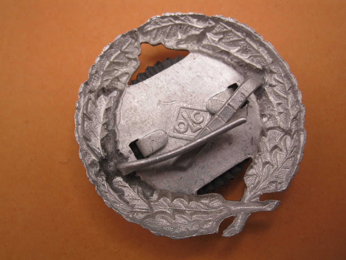 H.W.  -  -  SET Mützenadler &amp; Eichenlaubkranz für Reichspost Mint Condition