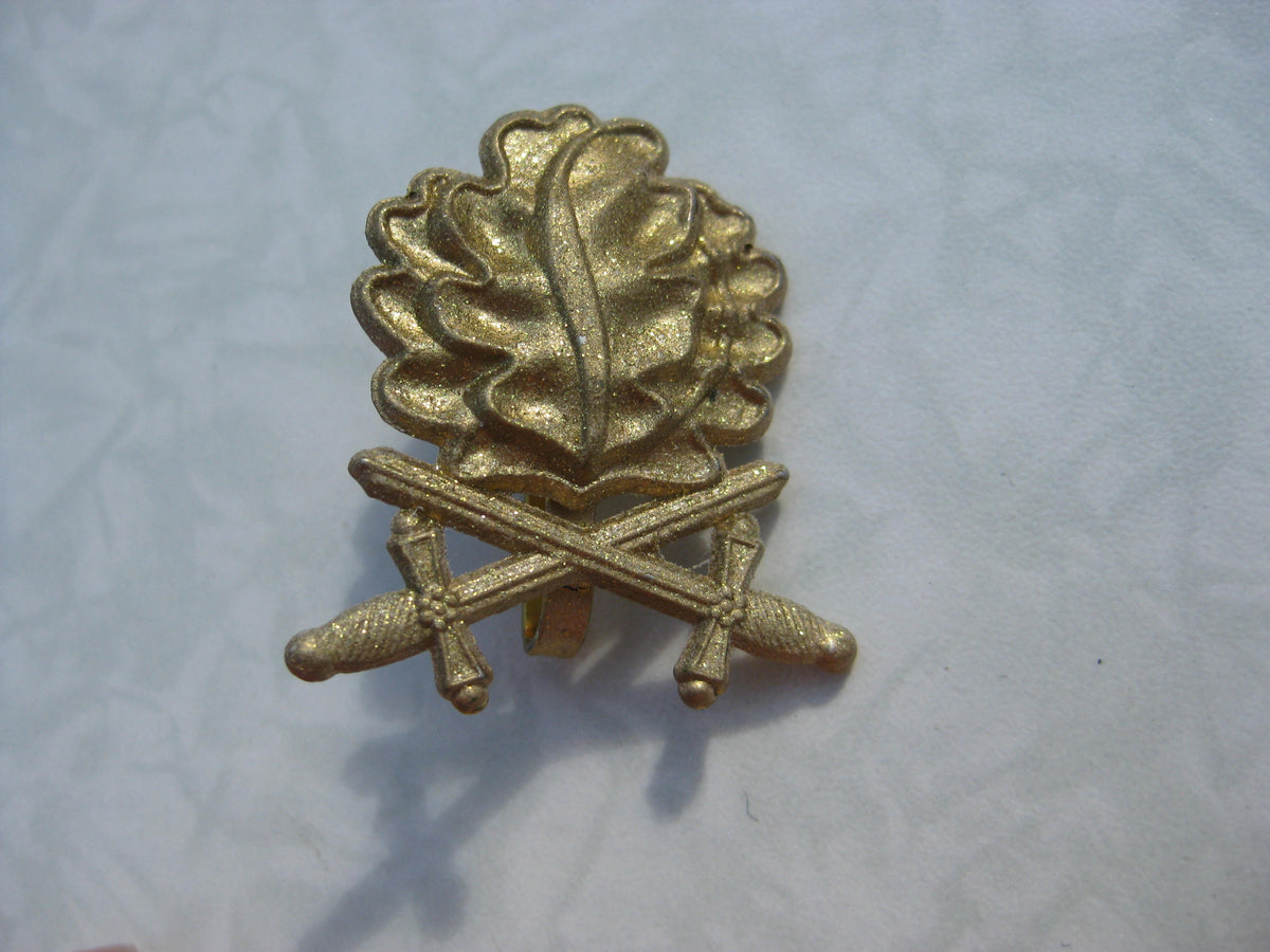 H.W.   -   -   Eichenlaub mit Schwerten zum Ritterkreuz des Eisernen Kreuzes 1939 - Sammleranfertigung-  !!!!