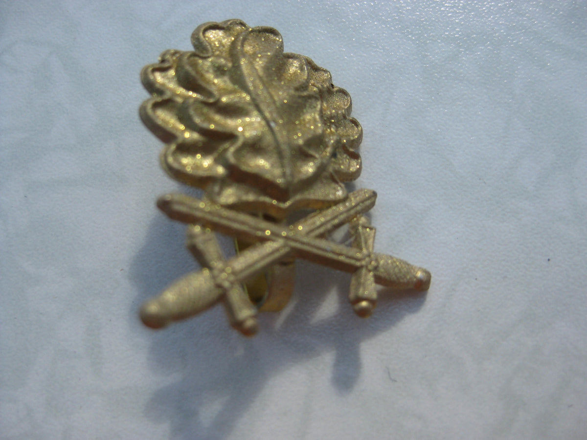 H.W.   -   -   Eichenlaub mit Schwerten zum Ritterkreuz des Eisernen Kreuzes 1939 - Sammleranfertigung-  !!!!