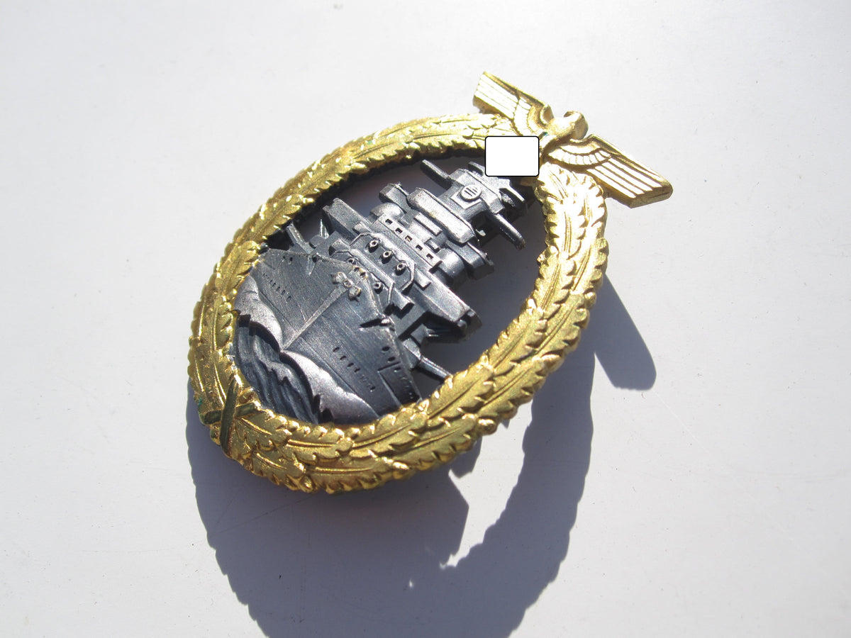 Flottenkriegsabzeichen Dickschiffabzeichen Schlachtschiff Blücher POSTHUME Verleihung -Mint condition-