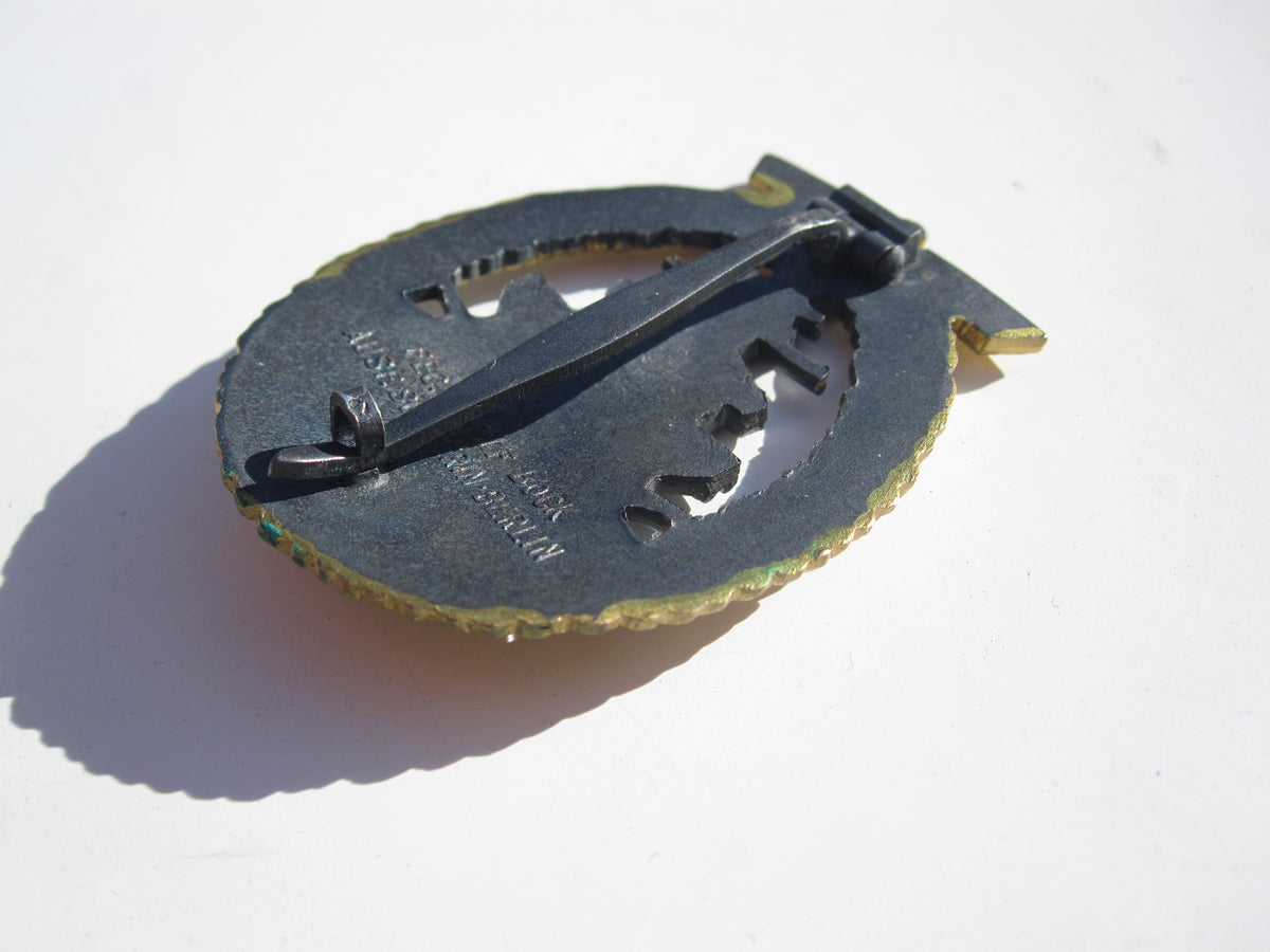 Flottenkriegsabzeichen Dickschiffabzeichen Schlachtschiff Blücher POSTHUME Verleihung -Mint condition-