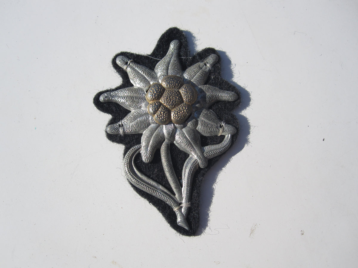 ORIGINALES  SS - Edelweiss für die Bergmütze SS-Gebirgsjäger Effekten der Schutzstaffel 1000% alt und ORIGINAL