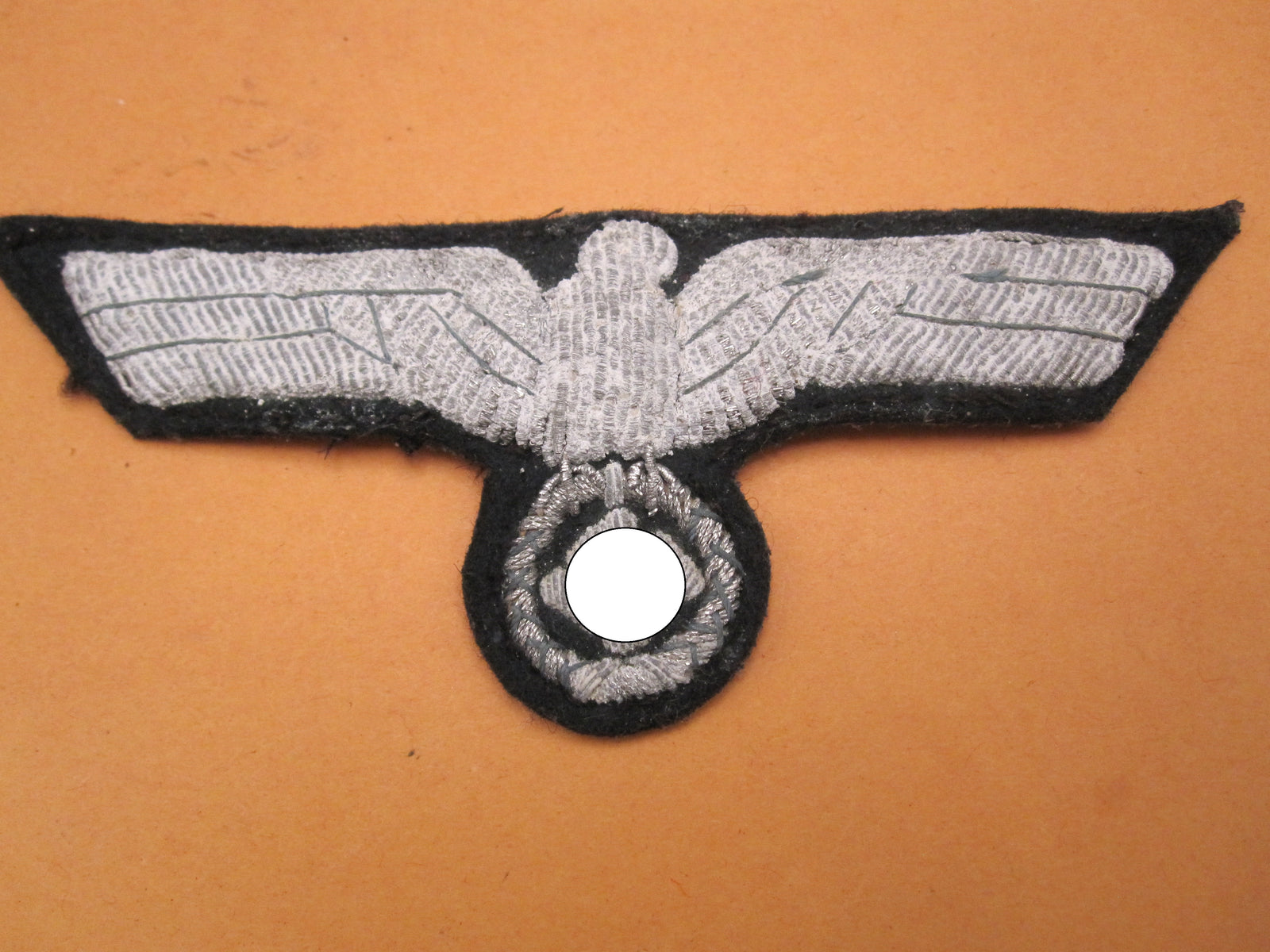 H.W.  -   -     Brustadler für Offizier der Wehrmacht Heer