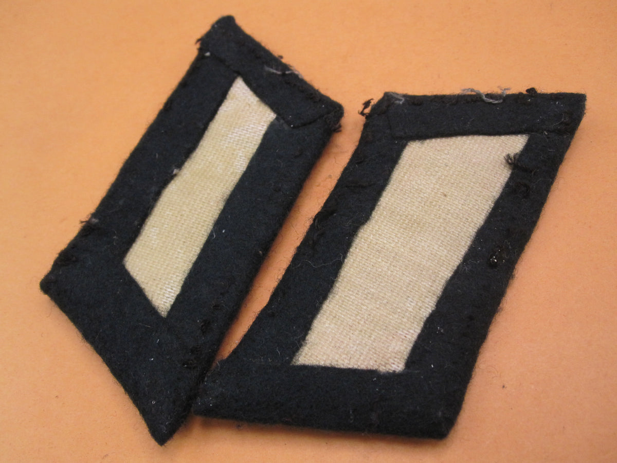 H.W.  -   -     Kragenspiegel für Offizier der Wehrmacht Heer Artillerie Sturmartillerie