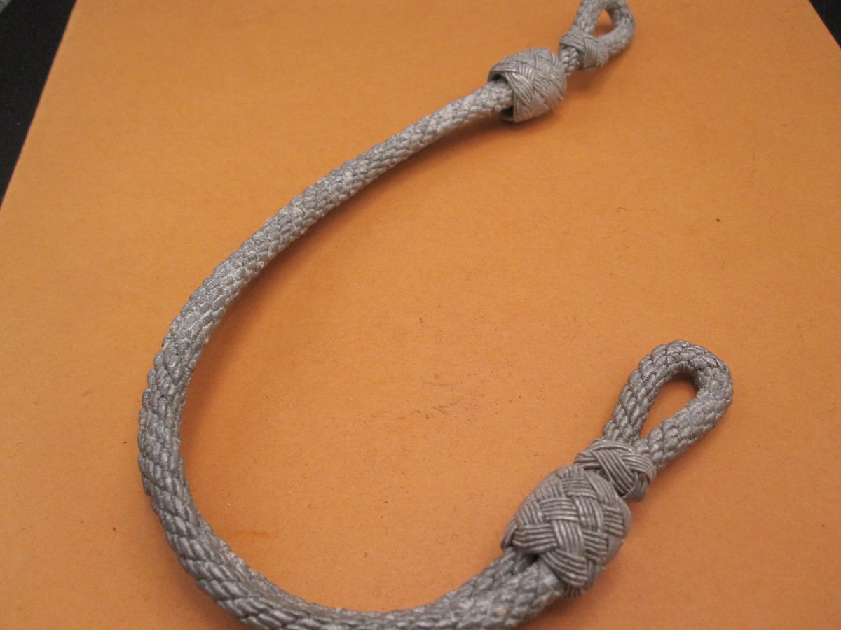 H.W.  -  -  Mützenkordel für Schirmmütze Wehrmacht