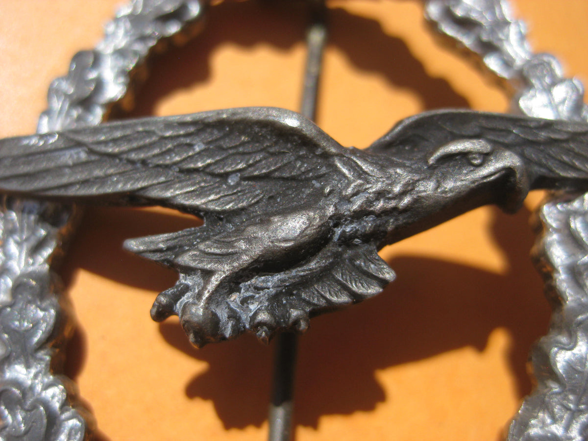 H.W.      Segelflugzeugführerabzeichen der Luftwaffe
