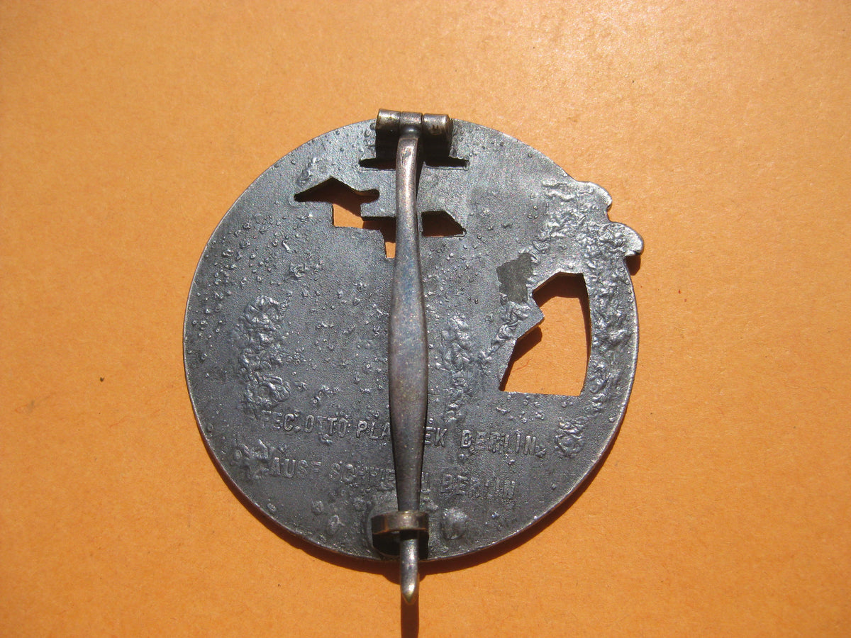 H.W. -  -  Blockadebrecherkriegsabzeichen