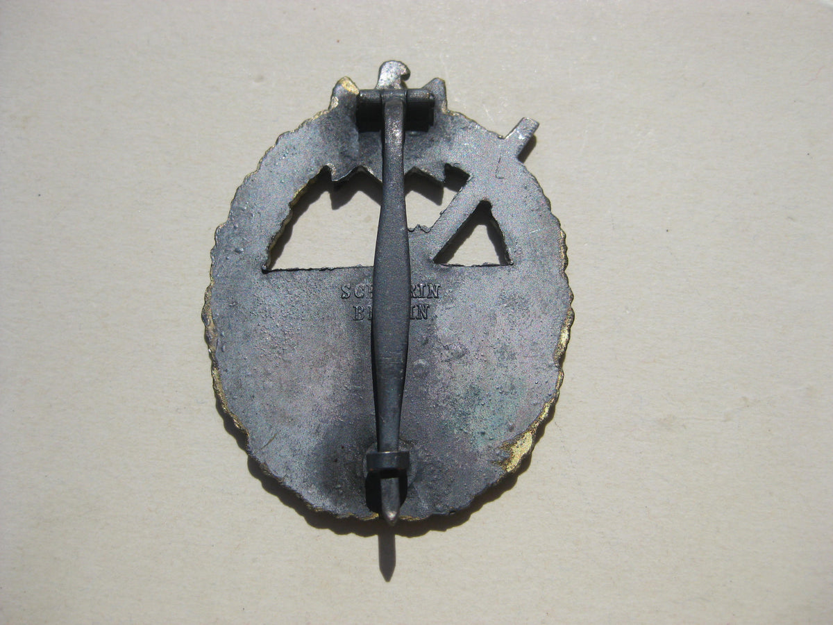 Marineartillerie Kriegsabzeichen Mint Condition