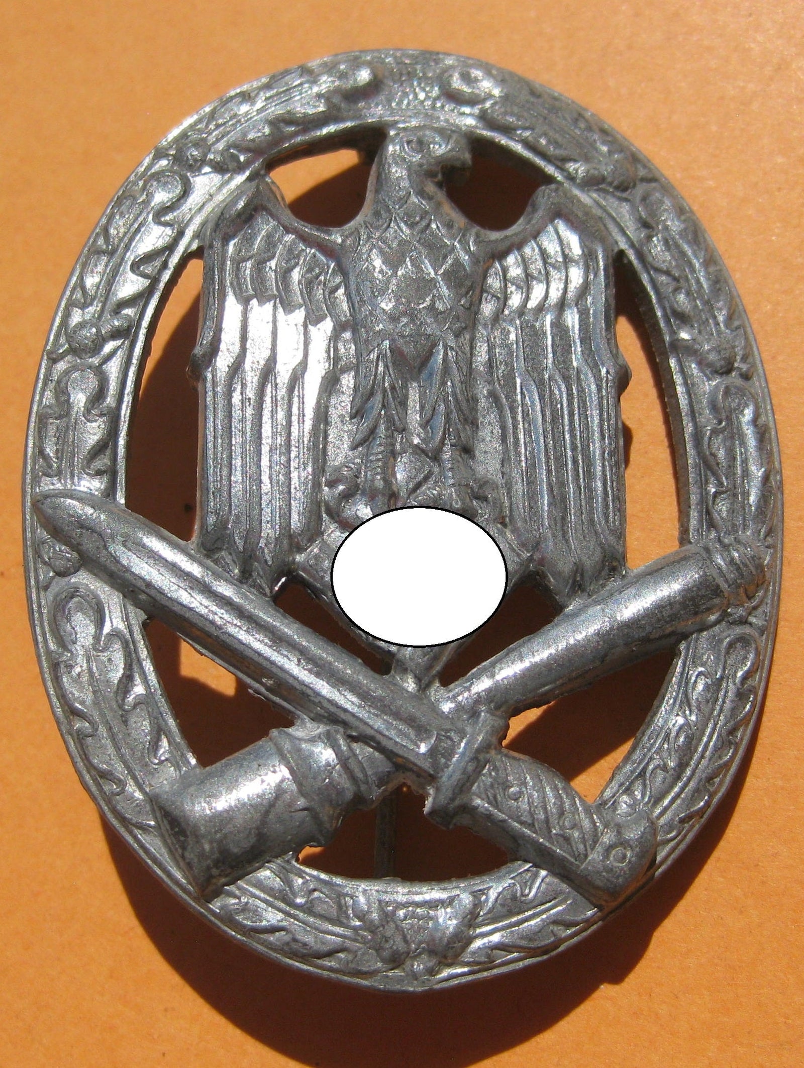 H.W.   -  -  Allgemeines Sturmabzeichen des Heeres