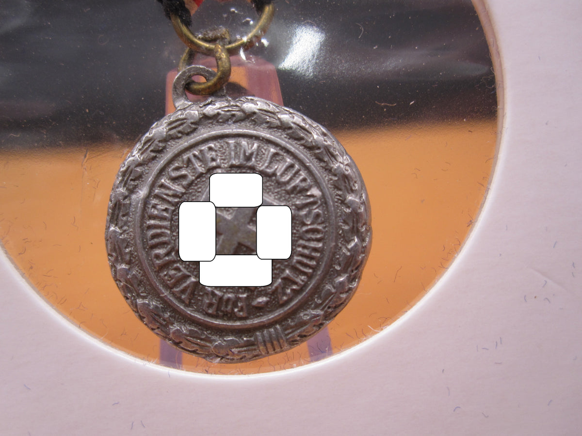 H.W.  -  - Miniatur Medaille für Verdienste im Luftschutz 1938