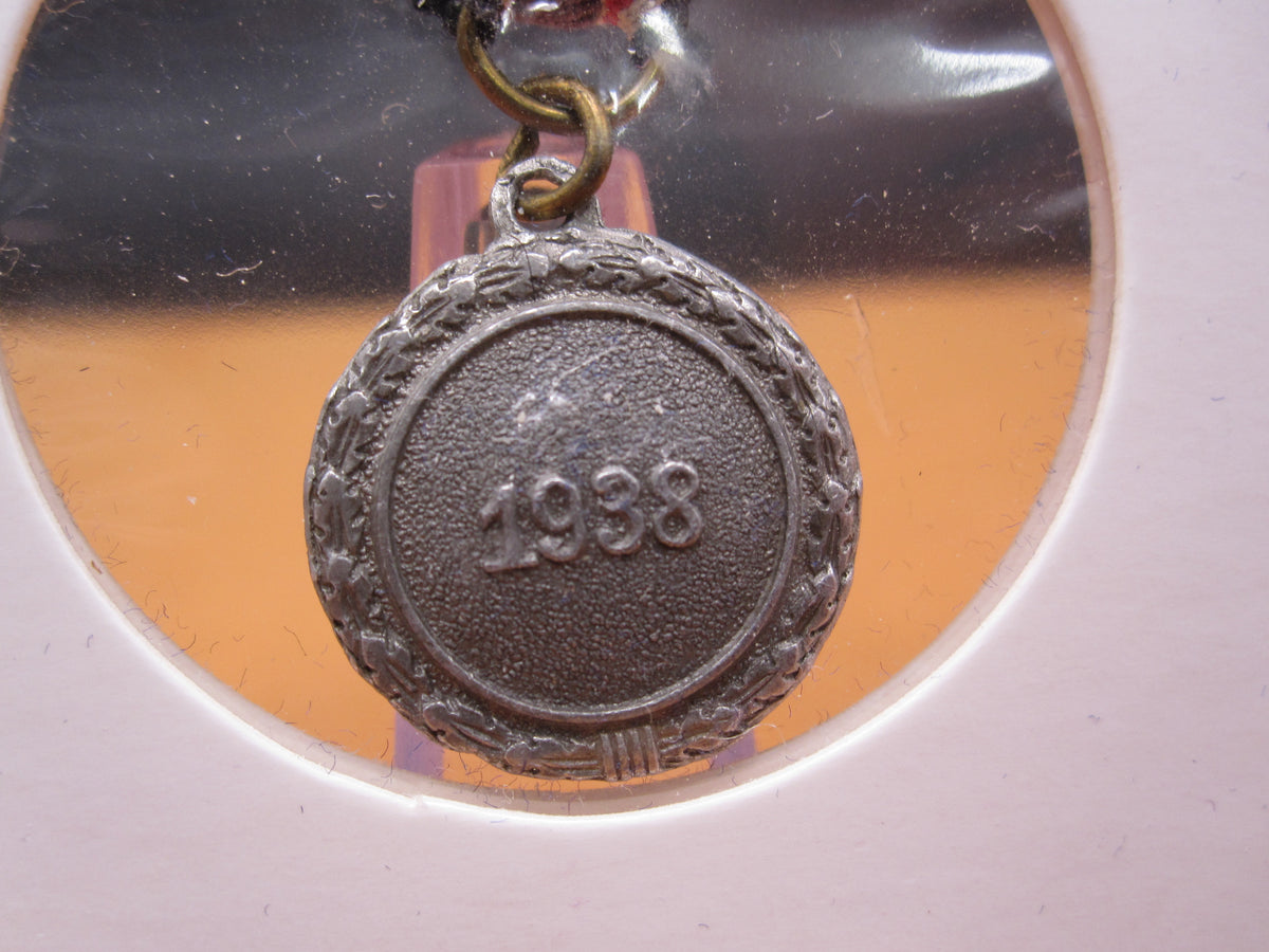 H.W.  -  - Miniatur Medaille für Verdienste im Luftschutz 1938