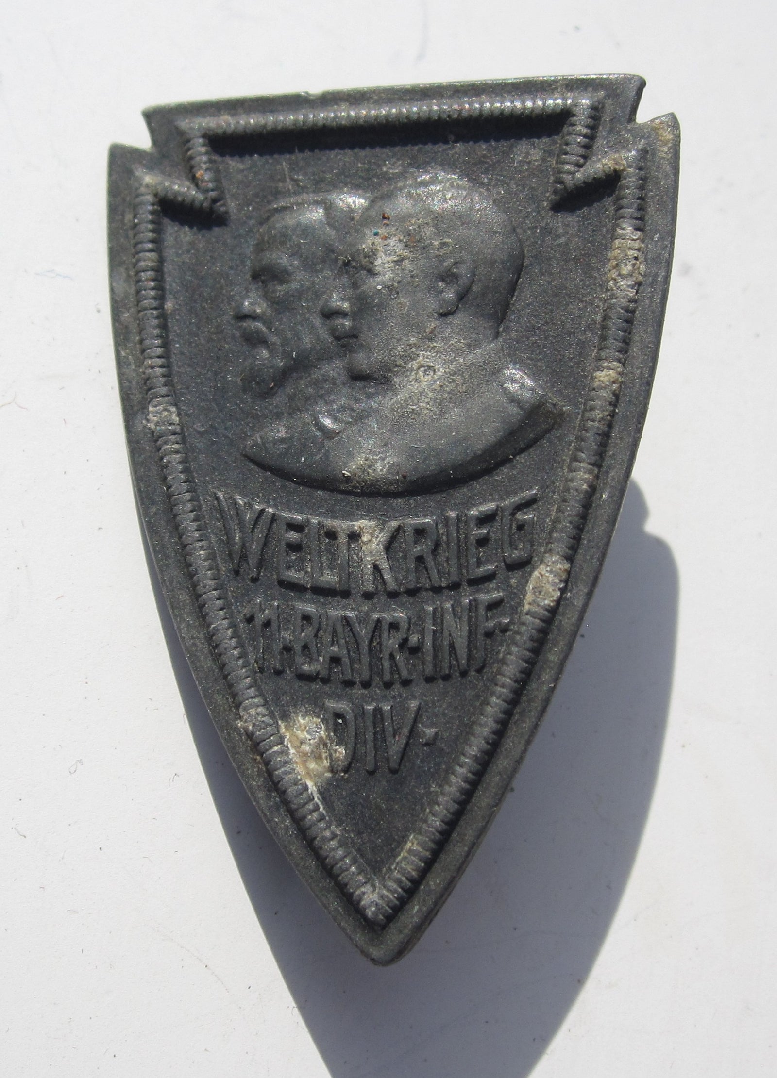 Kappenabzeichen Bayern Weltkrieg 11. bayr. Division 1916