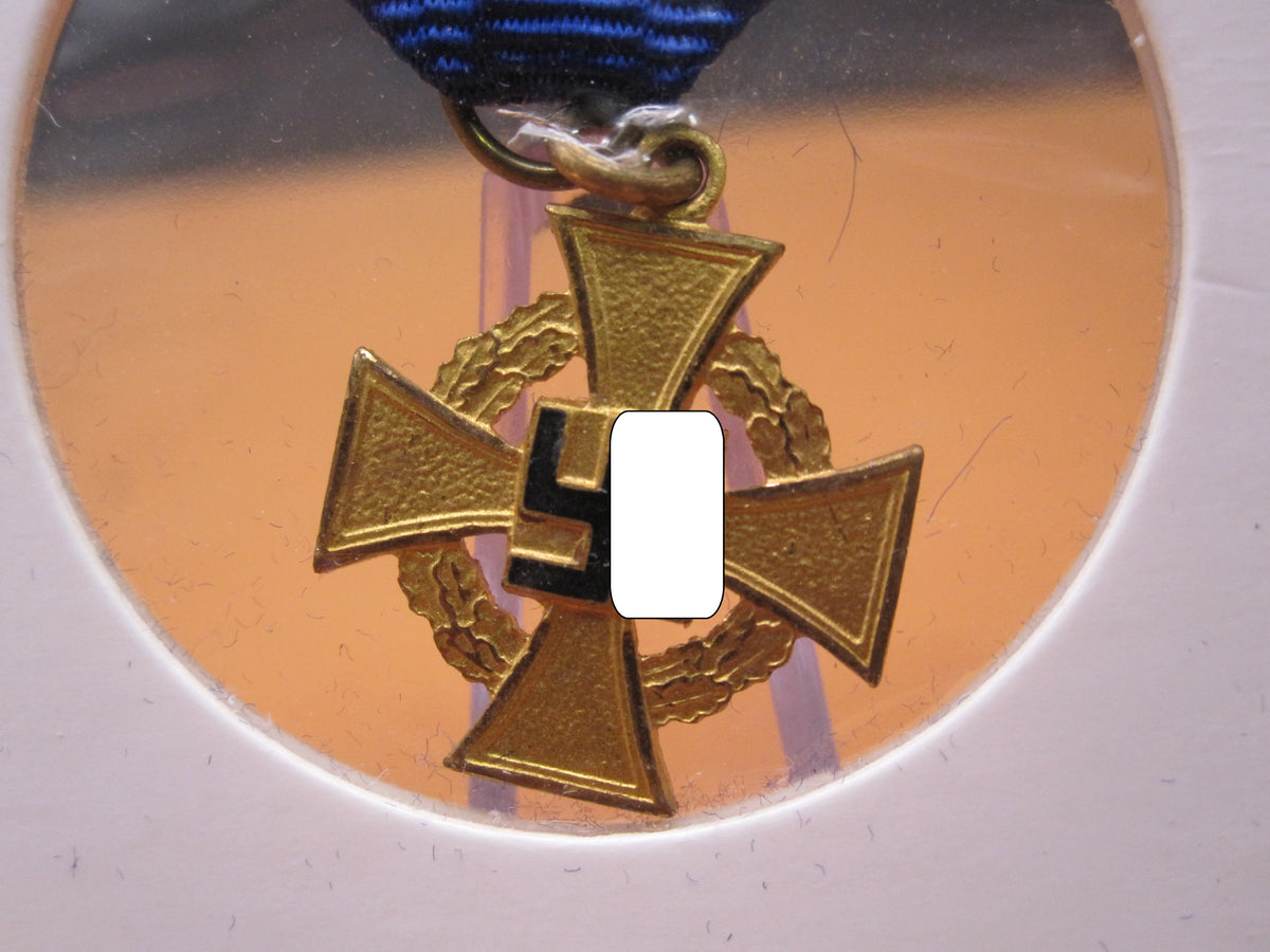 H.W.  -  - Miniatur Kreuz für 40 Jahre Treue Dienste MINT CONDITION