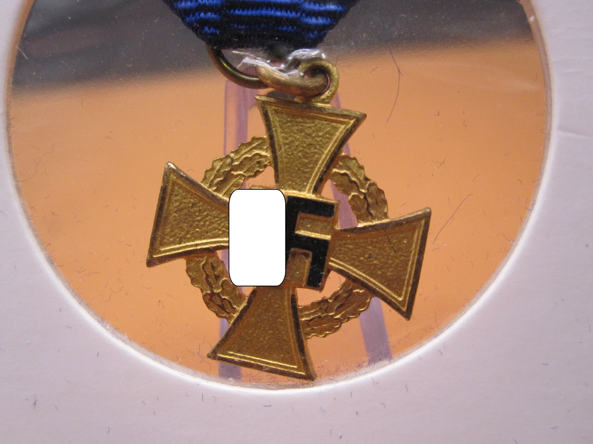 H.W.  -  - Miniatur Kreuz für 40 Jahre Treue Dienste MINT CONDITION